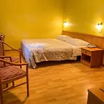 Del Отель
