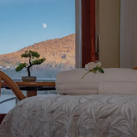 Del Авильяна