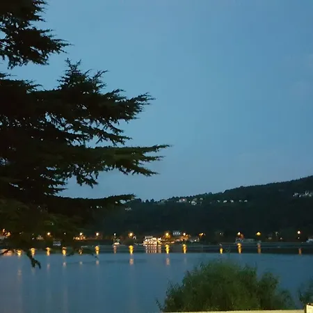 Del فندق