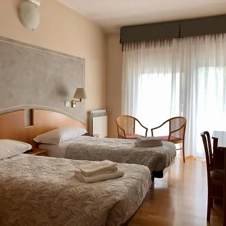 Hotell Del 3*